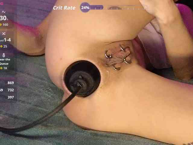 Youlalia hot