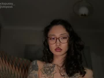 _octopussy_ with friend