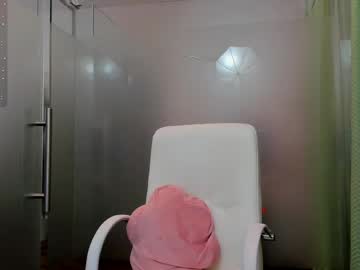 Ayumilove tits and ass show