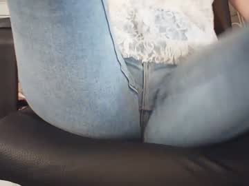 Littleflowers anal camshow