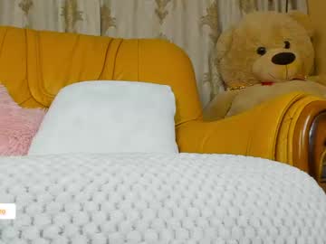 Littlepinky77 oiled - 14-06-2023