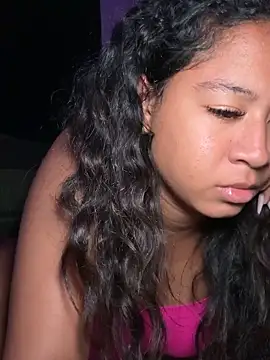 AshleyLoveee pussy camshow