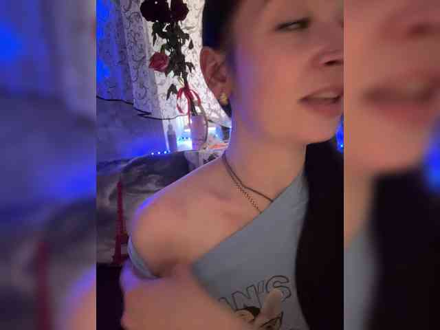 AureliyXXX tits show