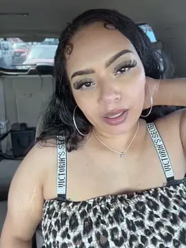 CarmelaAnthony ass play - 22/11/2023