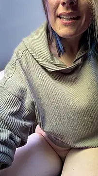 LadyLena1 pussy play