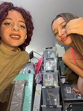 RollingGirls camshow