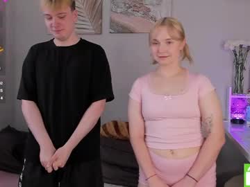 _dewpoint_ pussy play - 05/01/2023