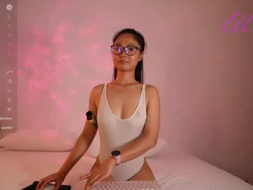 _lillilly_ premium show