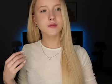 Adele_armas with friend - 2024-12-12