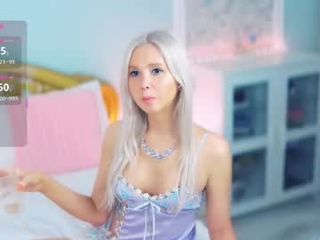 Amoramias self squirt camshow