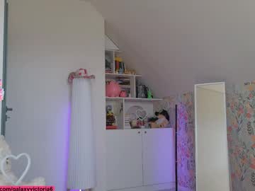 Brilliantvictoria with friend