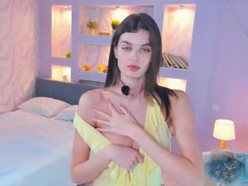 Candy_flo with friend