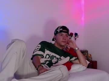 Dominic_hanks pre cum camshow