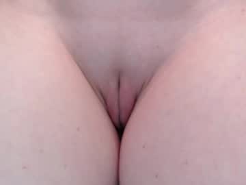 Emilly_angel fingering show