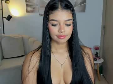 Hailey_florez self squirt camshow - 2023/07/12