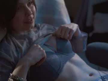 Hannasthesia pussy play