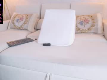 Kellyfernandes dildo show