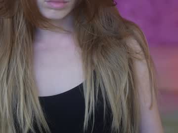 Kira0541 swallow cum