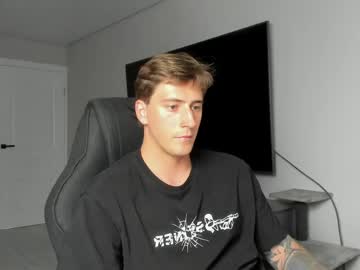 Krishort naked - 2023-12-10