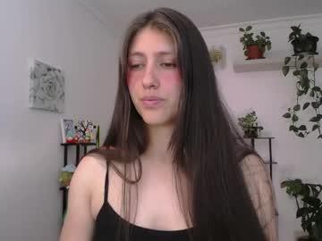 Littlelaksmi masturbation