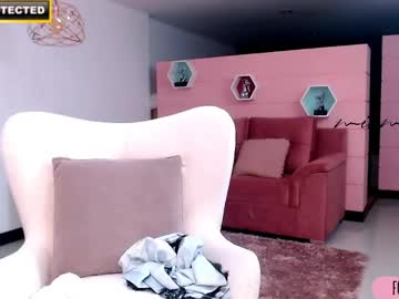 Mia_moretz1 fingering show