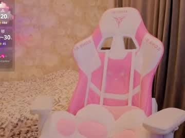 Miliameow pussy play