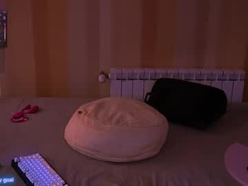 Redhead_shark toy fun show - 26 February 2023