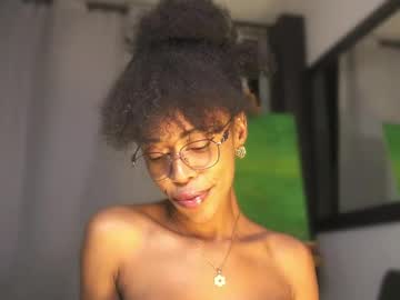 Sophye_ebanov lesbian