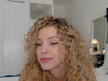 Theislandgirl pussy play